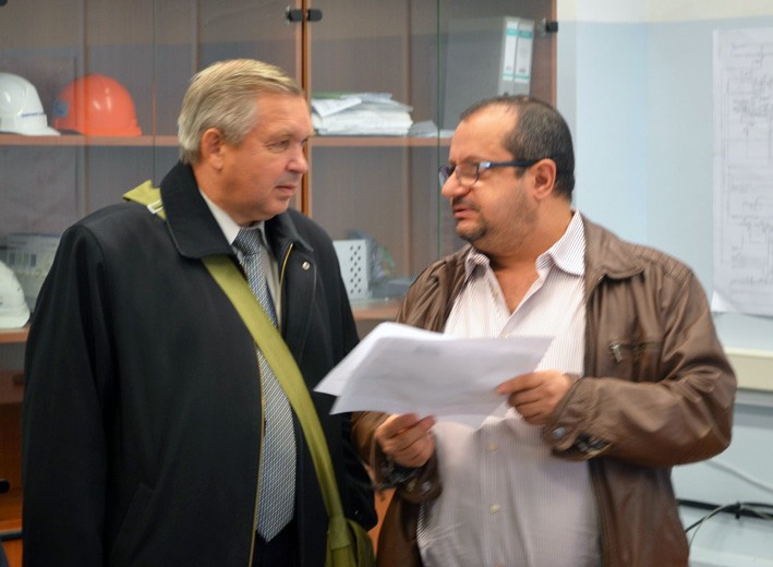 Министр промышленности и инноваций Владимир Нефедов посетил ЗАО Корунд-Циан